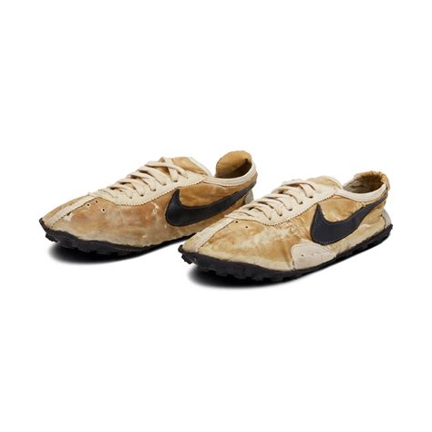 nike waffle racing flats